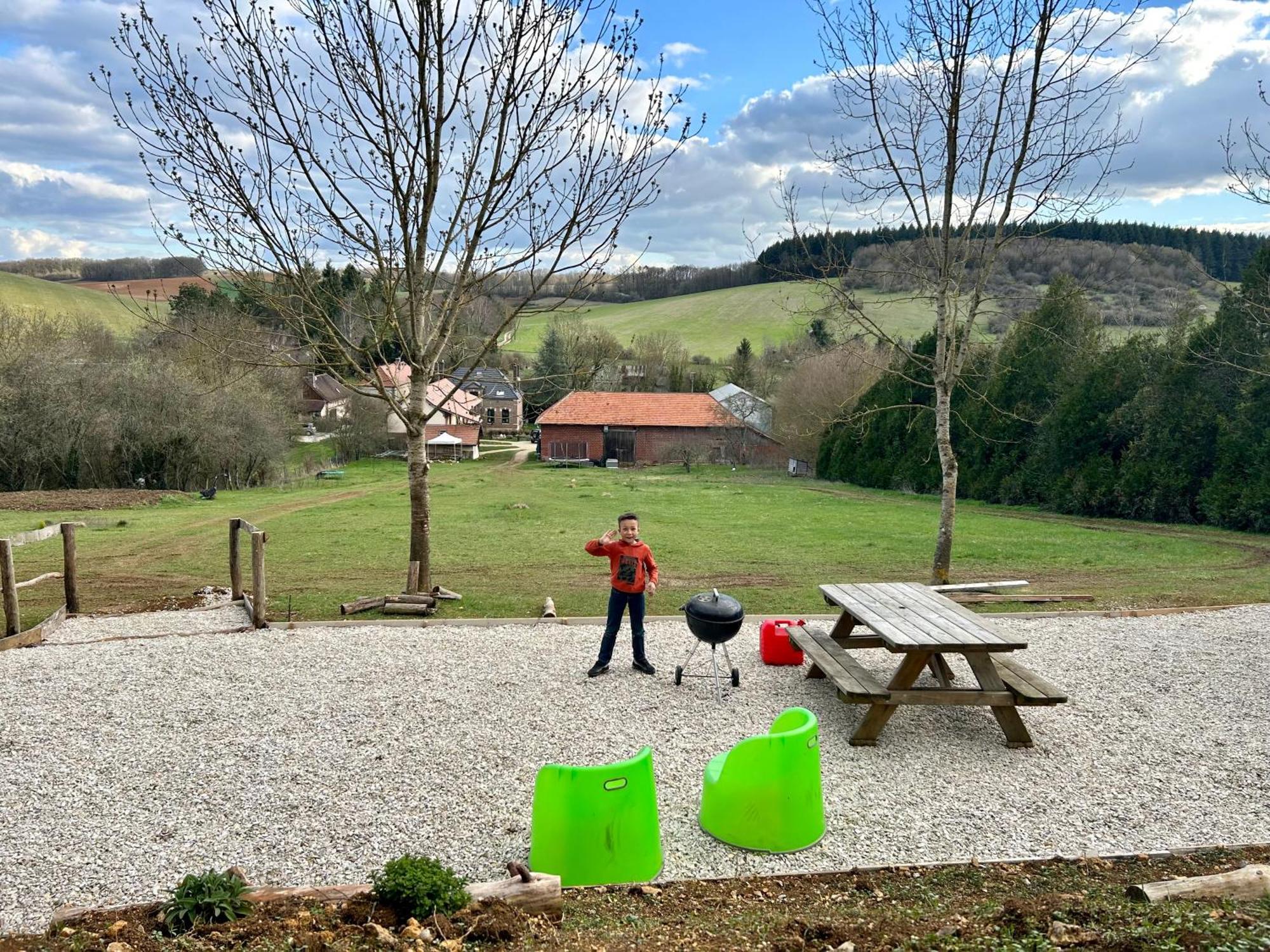 Le Domaine Du Lavoir Villemoiron-en-Othe Exterior foto